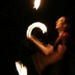 Fackeljonglage Feuershow