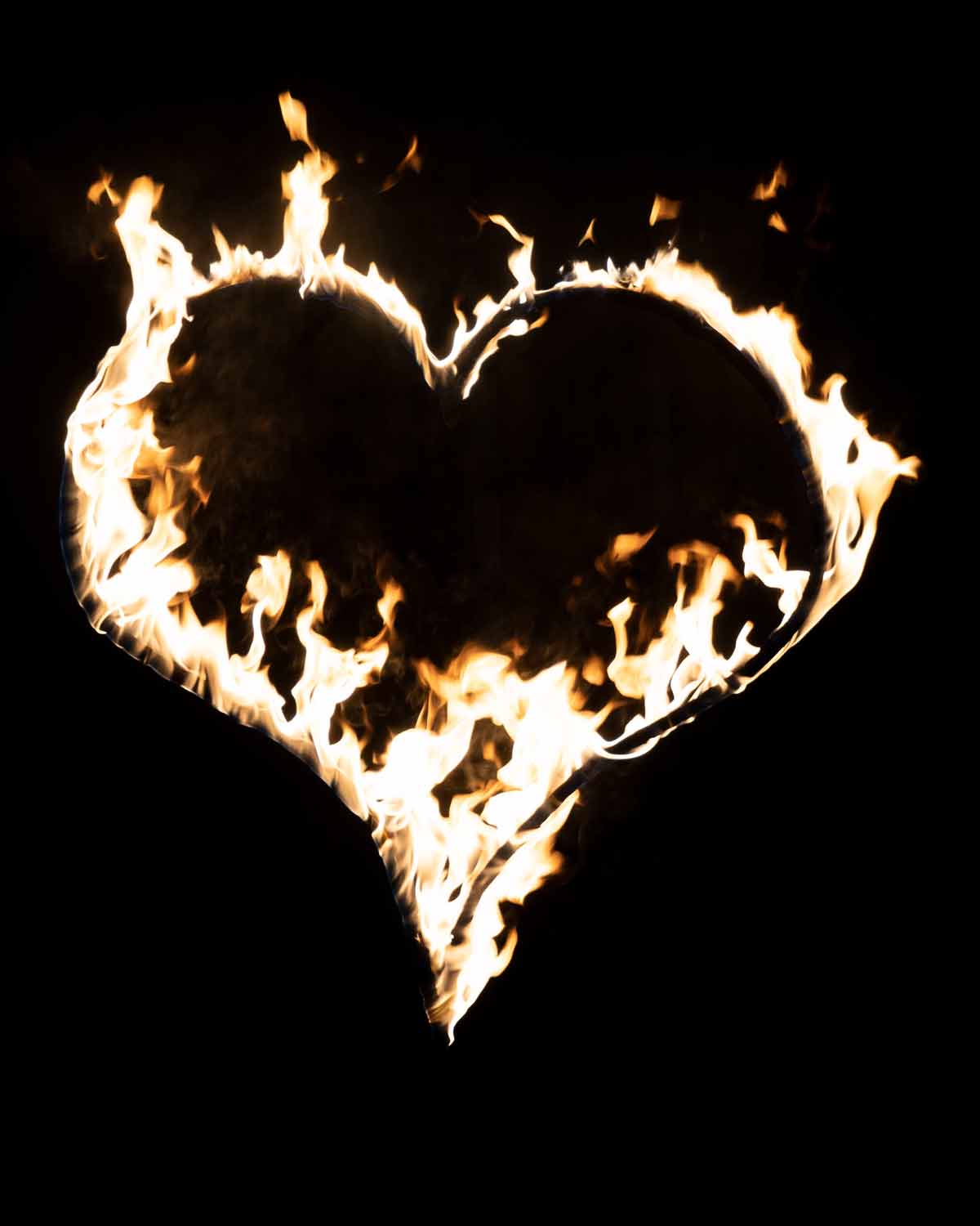 Brennendes Herz Feuershow