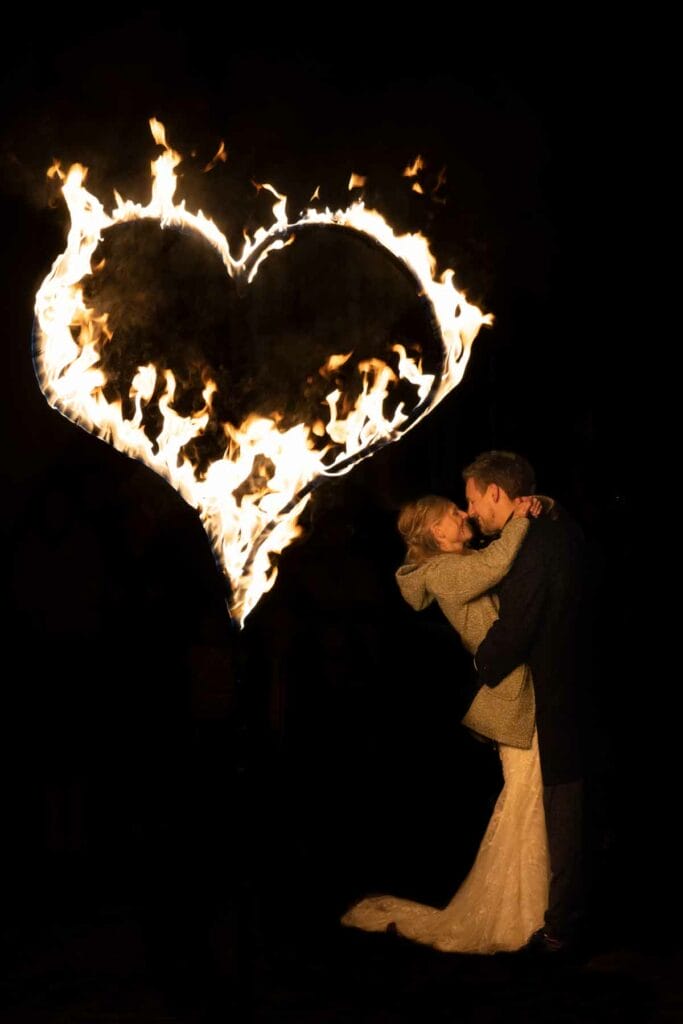 Brennendes Herz Hochzeit