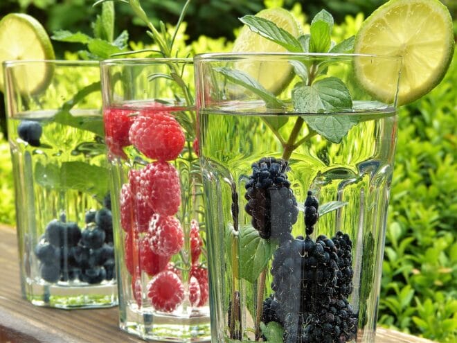Cocktails zum Sommerfest